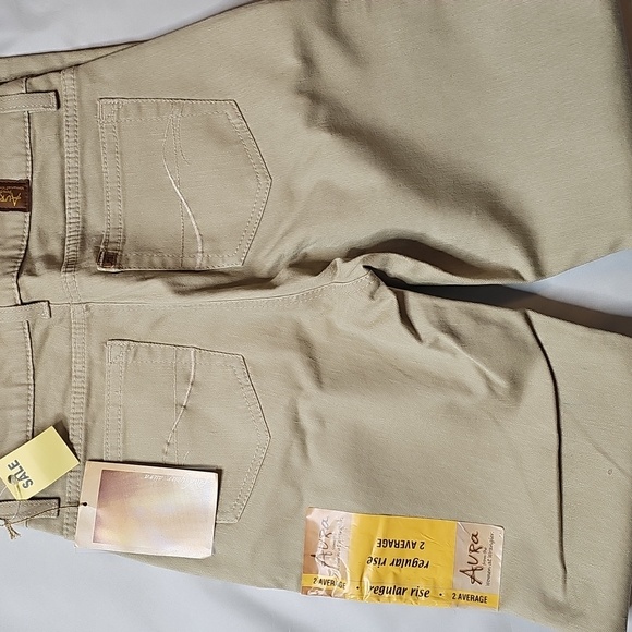 Aura Women's Beige Straight Leg Jeans - Picture 4 of 4